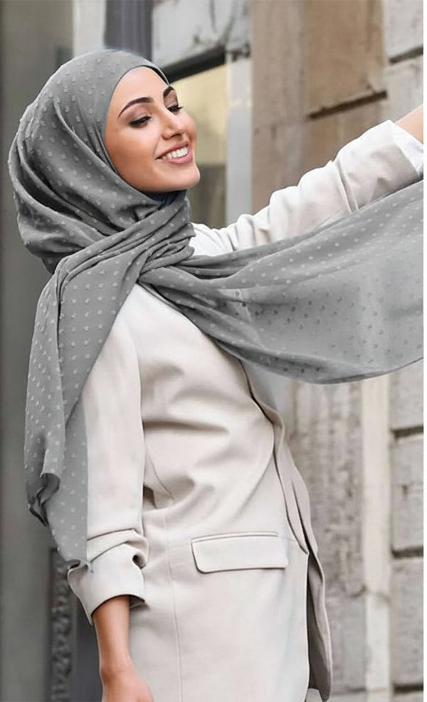 Chiffon Ease pinless hijab with inner cap