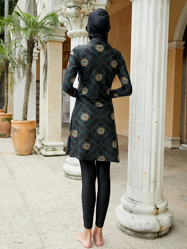 muslim girl wearing black patterned Muslim Women Swimwear