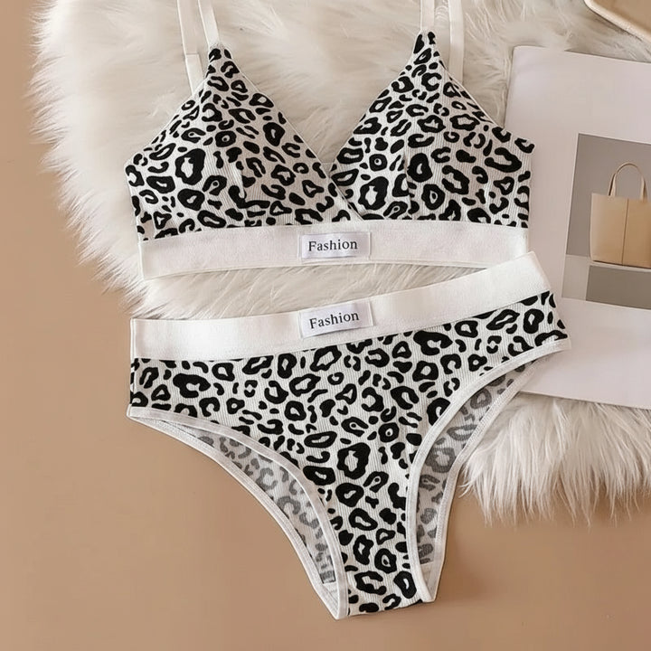 Three-quarter cup shape bra with bold black leopard pattern