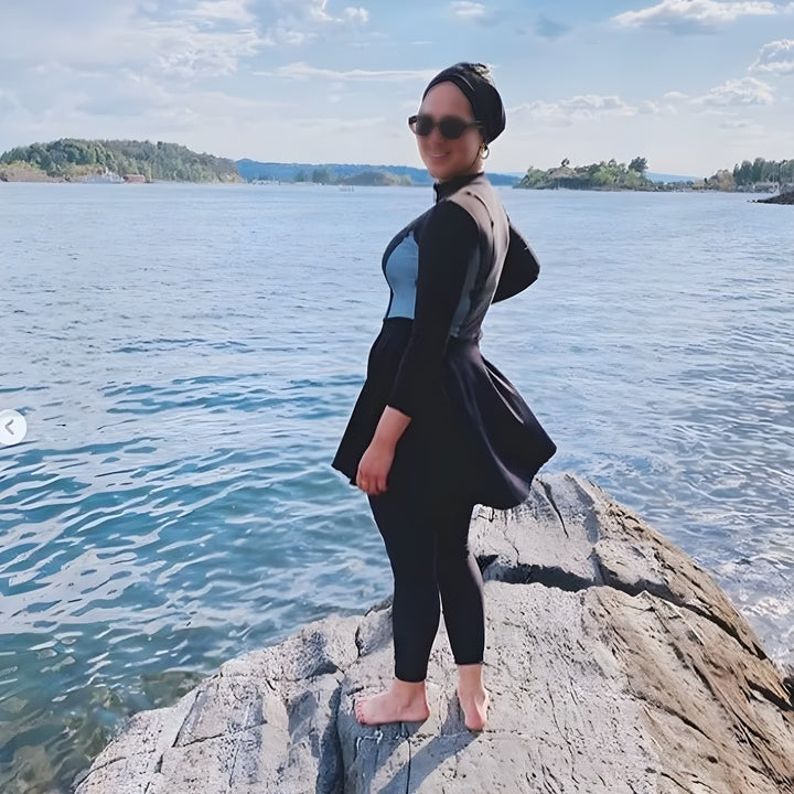 muslim girl wearing islamic bathing suit